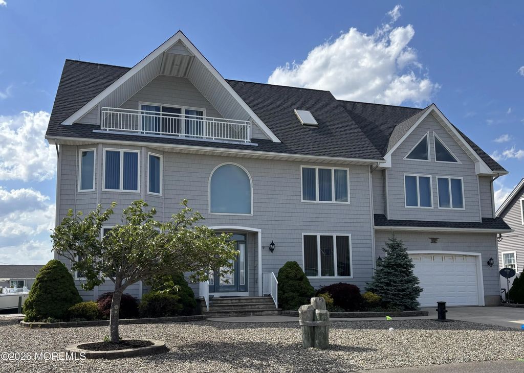 806 Spar Drive, Forked River