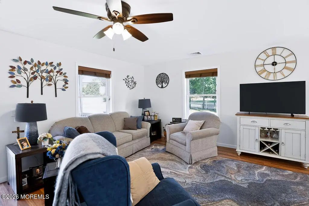 53 N New Prospect Road, Jackson