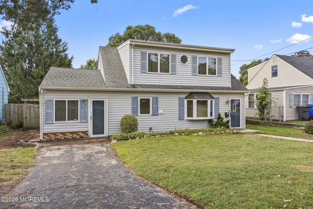 21 Fairway Drive, Toms River