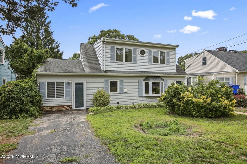 21 Fairway Drive, Toms River