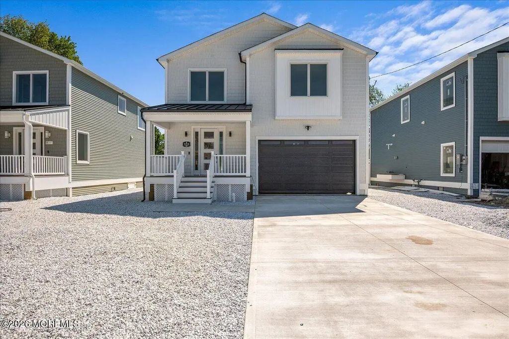 555 Lillie Road, Toms River
