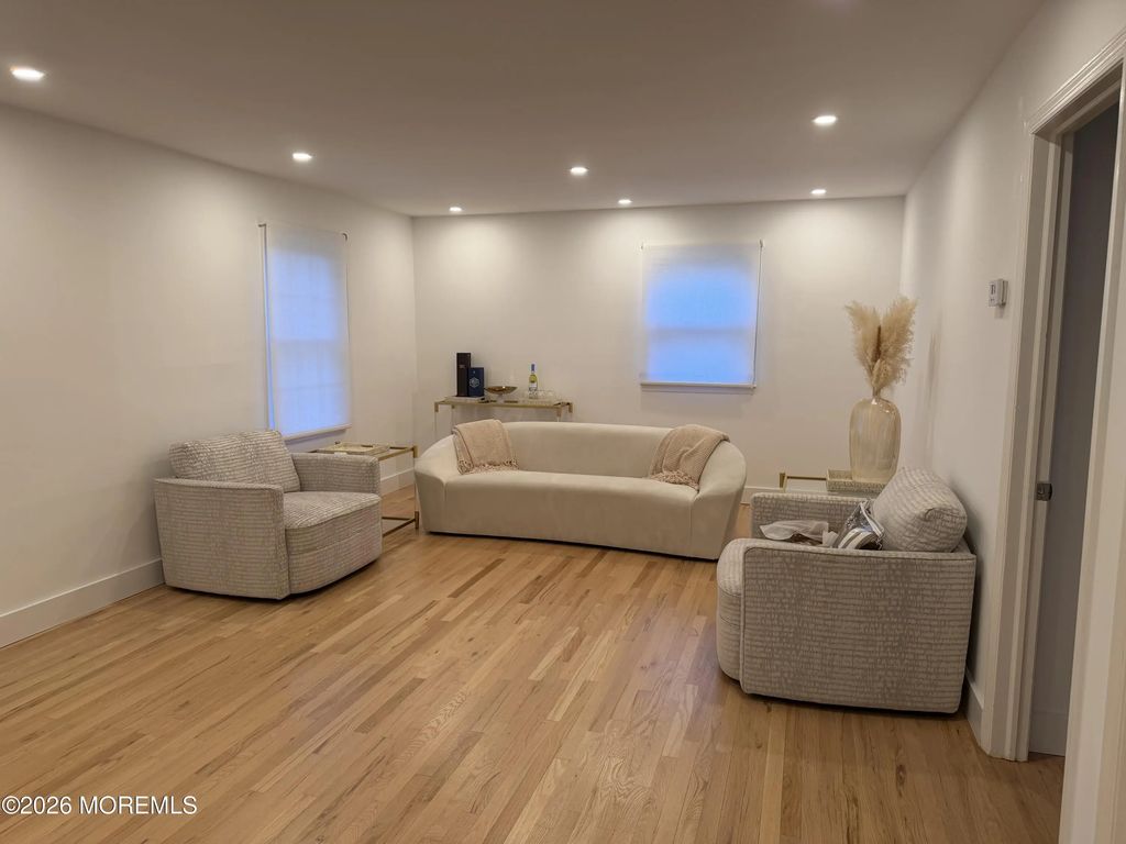 534 Apple Drive, Oakhurst