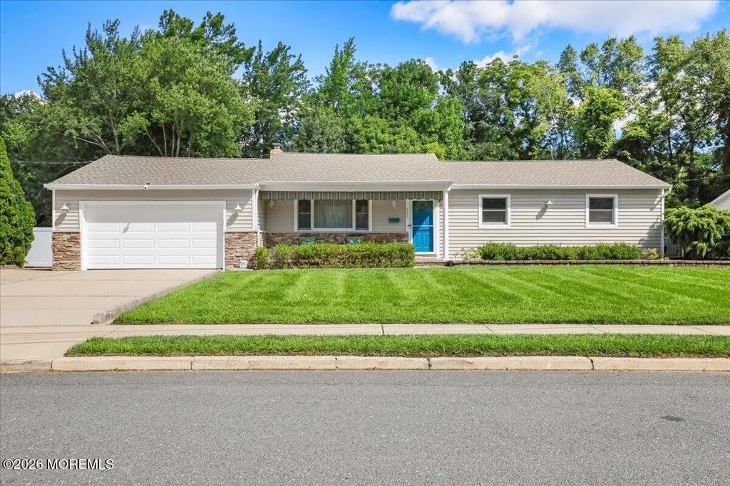443 W Lake Avenue, Oakhurst