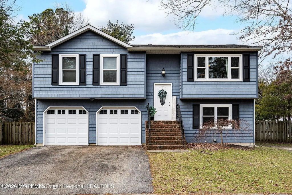 510 Leawood Avenue, Toms River