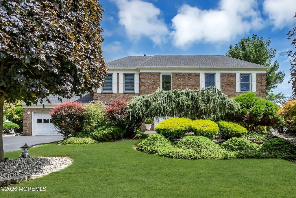4 Plowshare Court, Marlboro