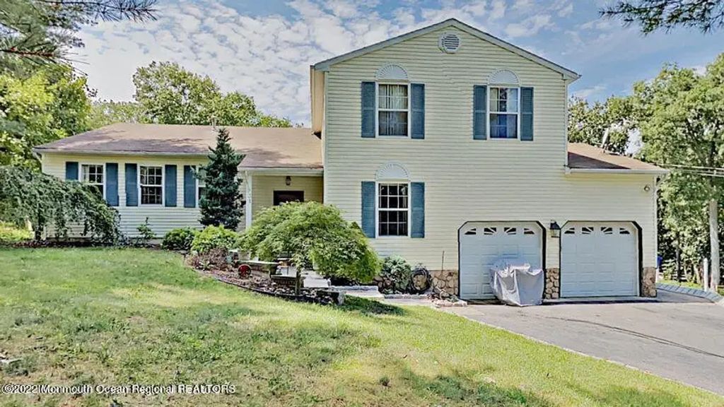 31 Oakland Drive, Jackson