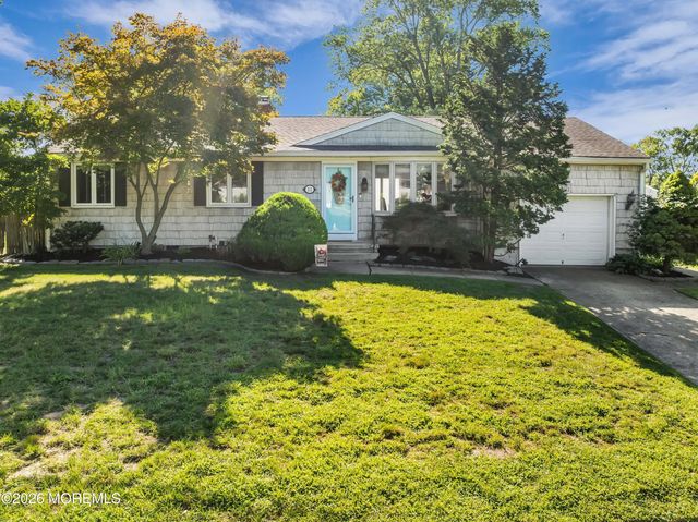 22 Roberts Drive, Neptune Township