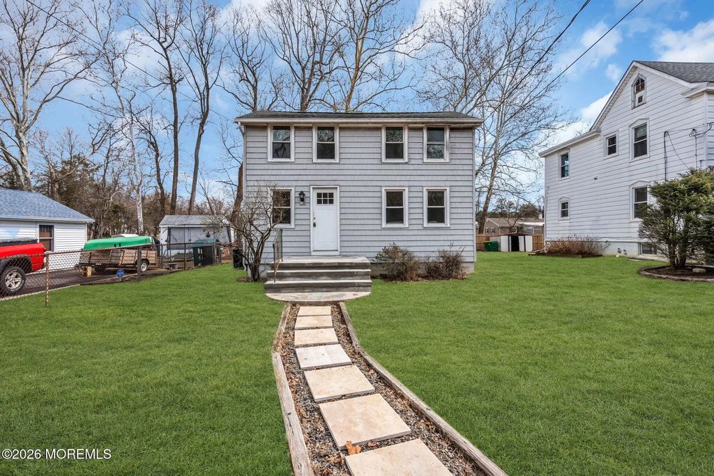 6 Sadie Lane, New Egypt