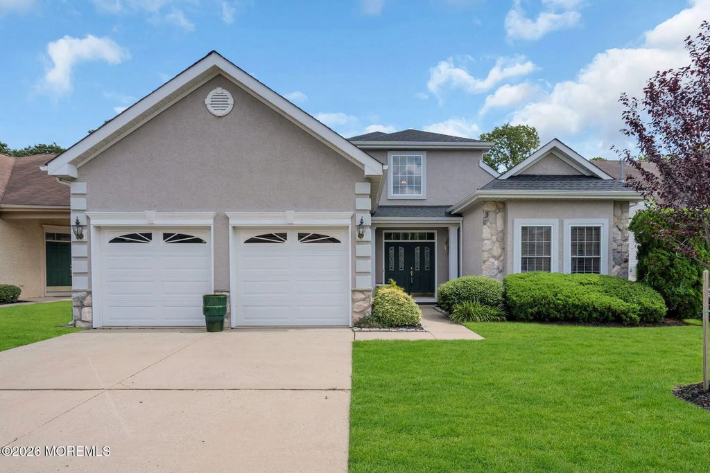 57 Baltusrol Drive, Jackson