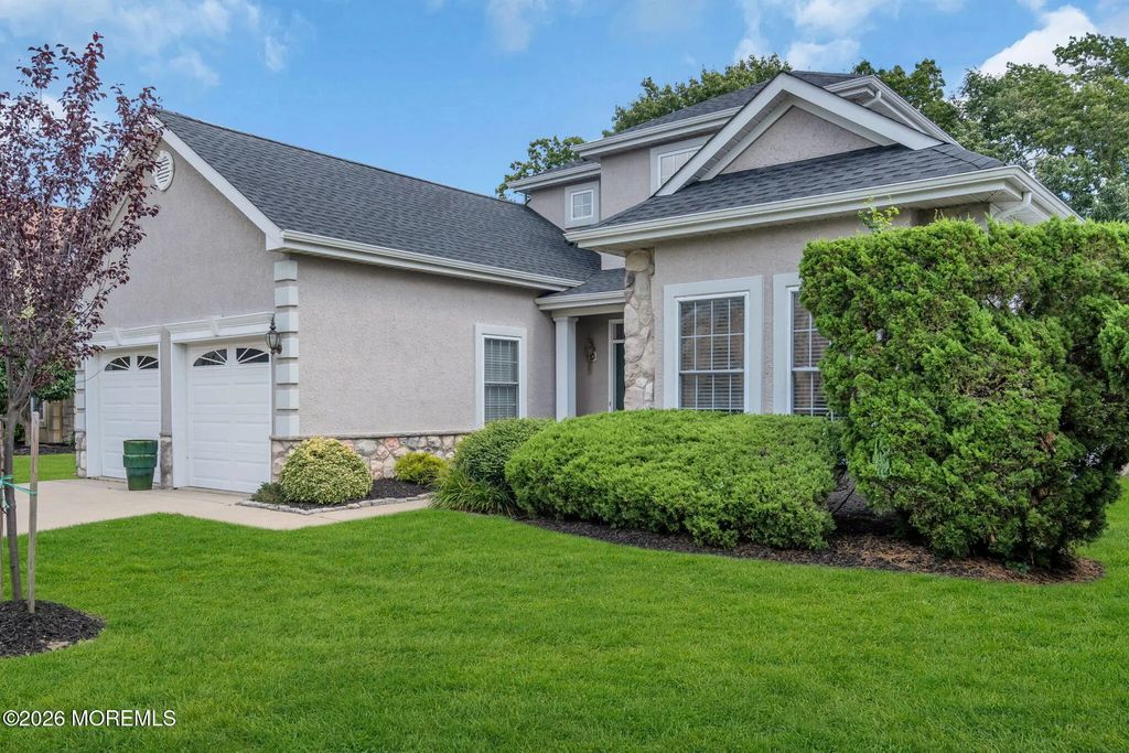 57 Baltusrol Drive, Jackson