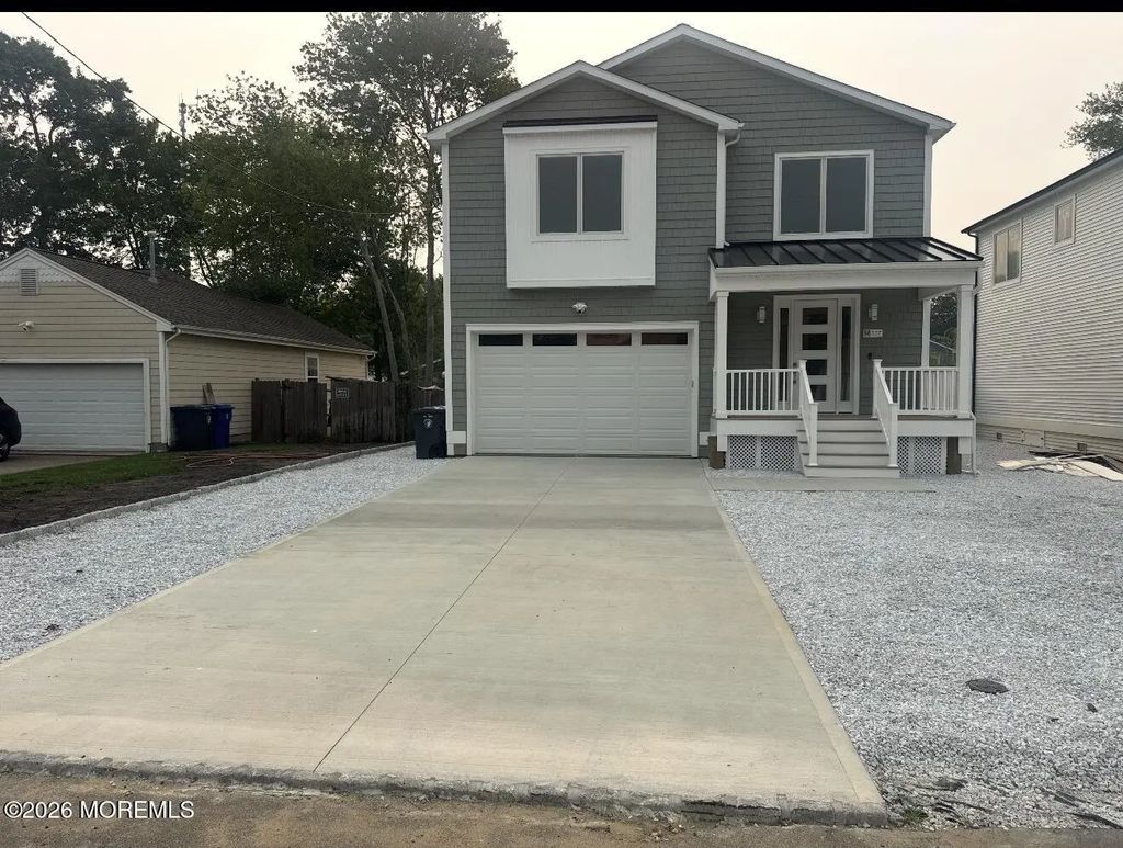 557 Lillie Road, Toms River