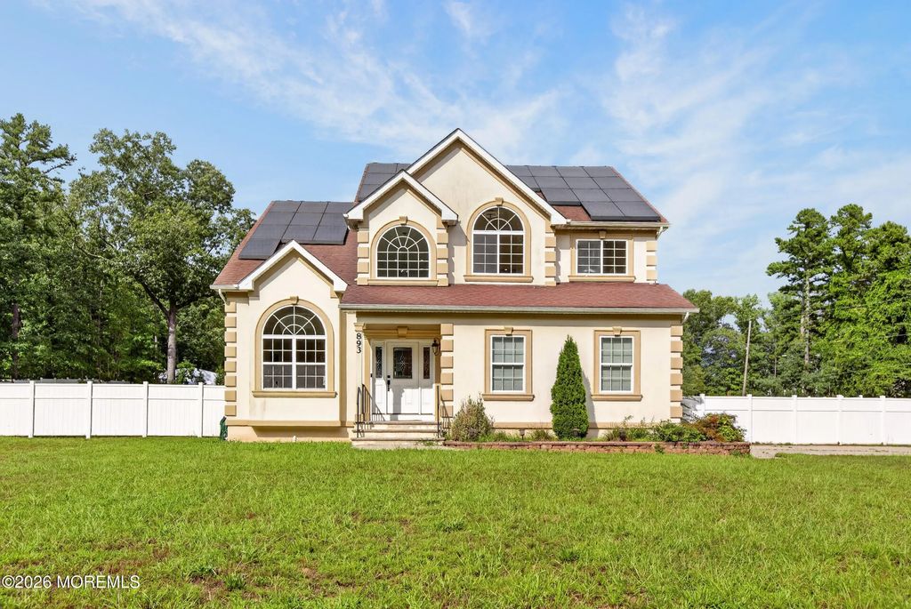 893 Lakehurst Avenue, Jackson