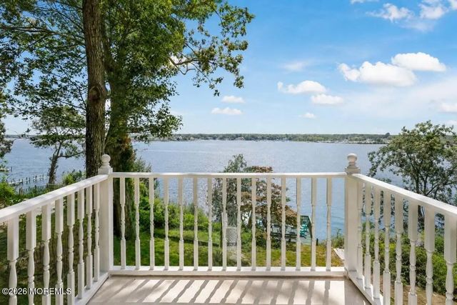 128 E Camp Walk, Island Heights