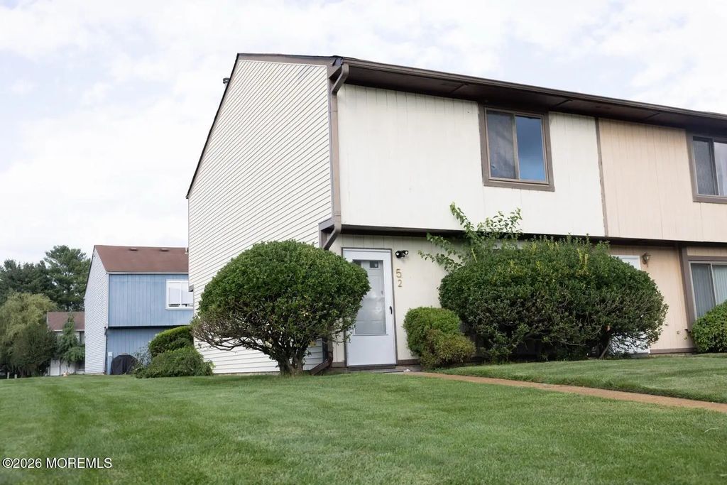 52 Creek Rd, Brick