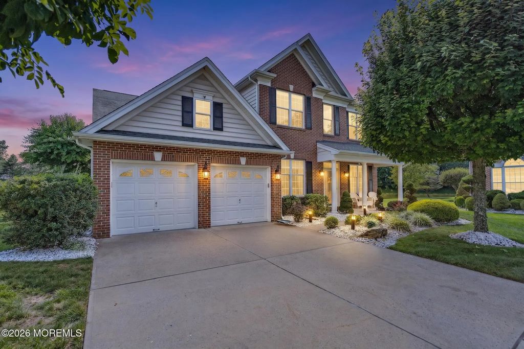 3 Halecrest Court, Freehold