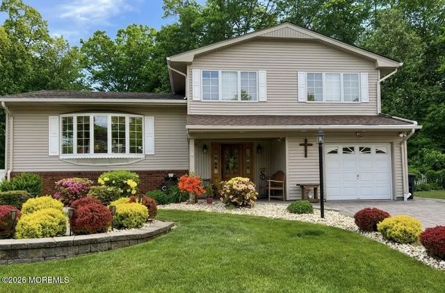 12 Ned Drive, Matawan