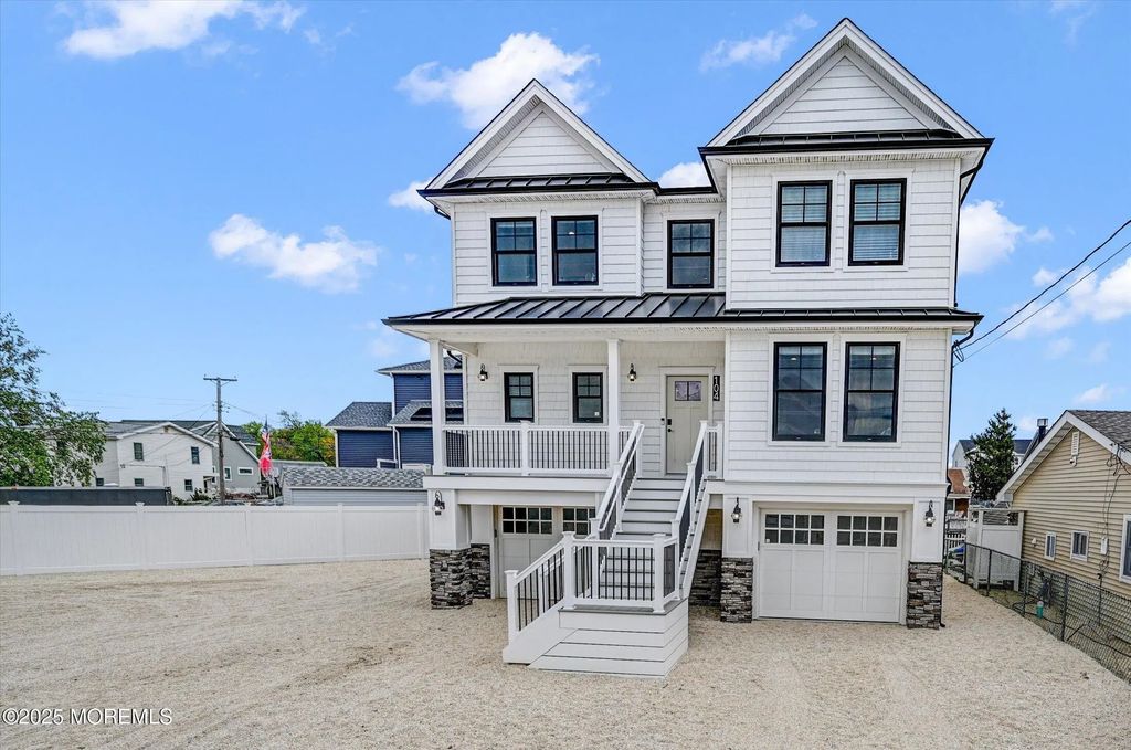 104 Lawrence Drive, Manahawkin