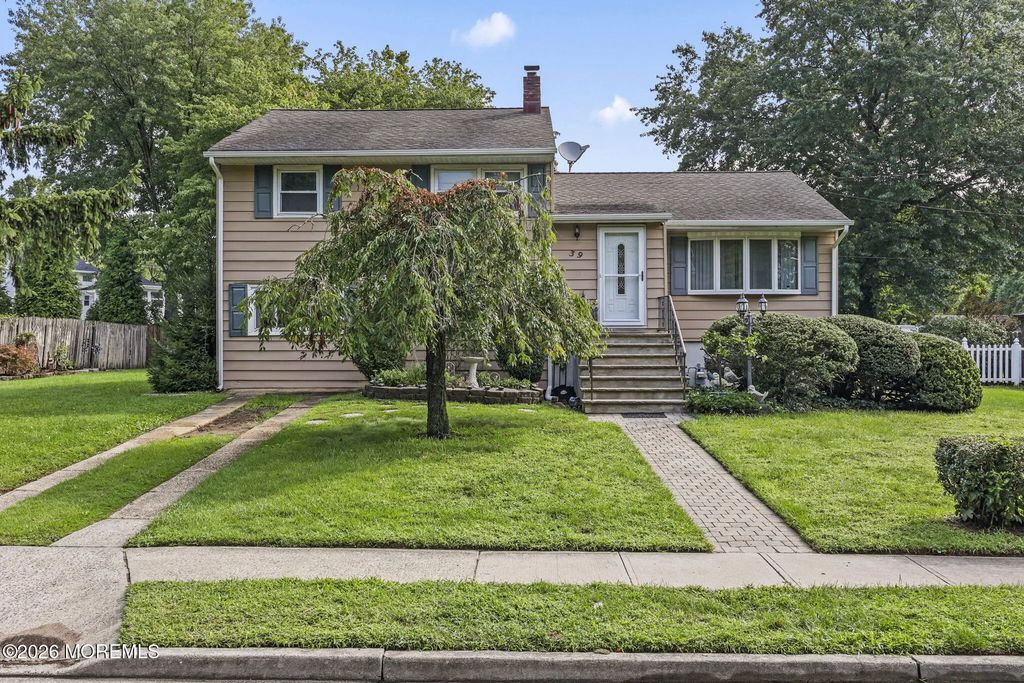39 Virginia Terrace, Red Bank