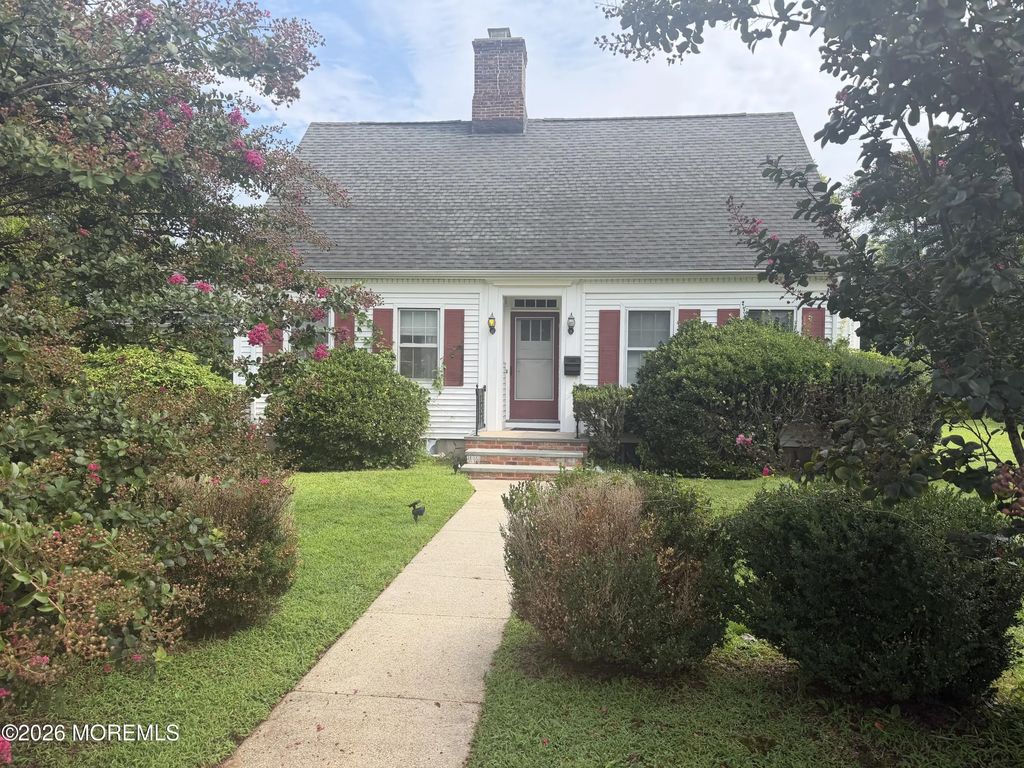 611 Blanchard Parkway, West Allenhurst