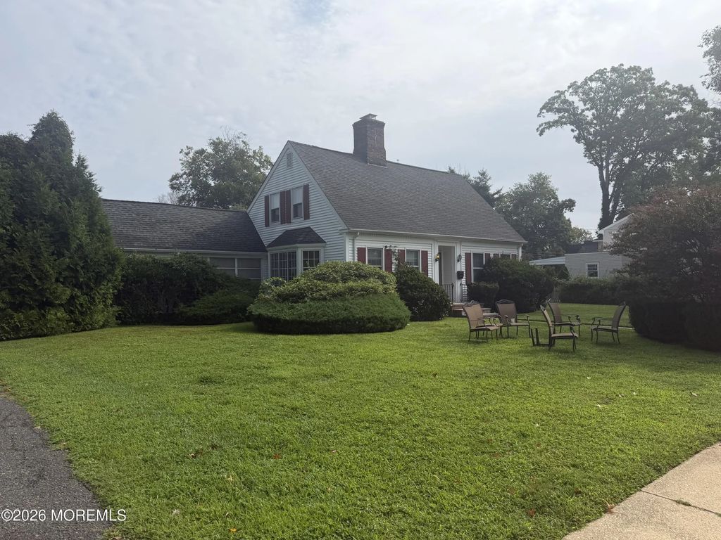 611 Blanchard Parkway, West Allenhurst