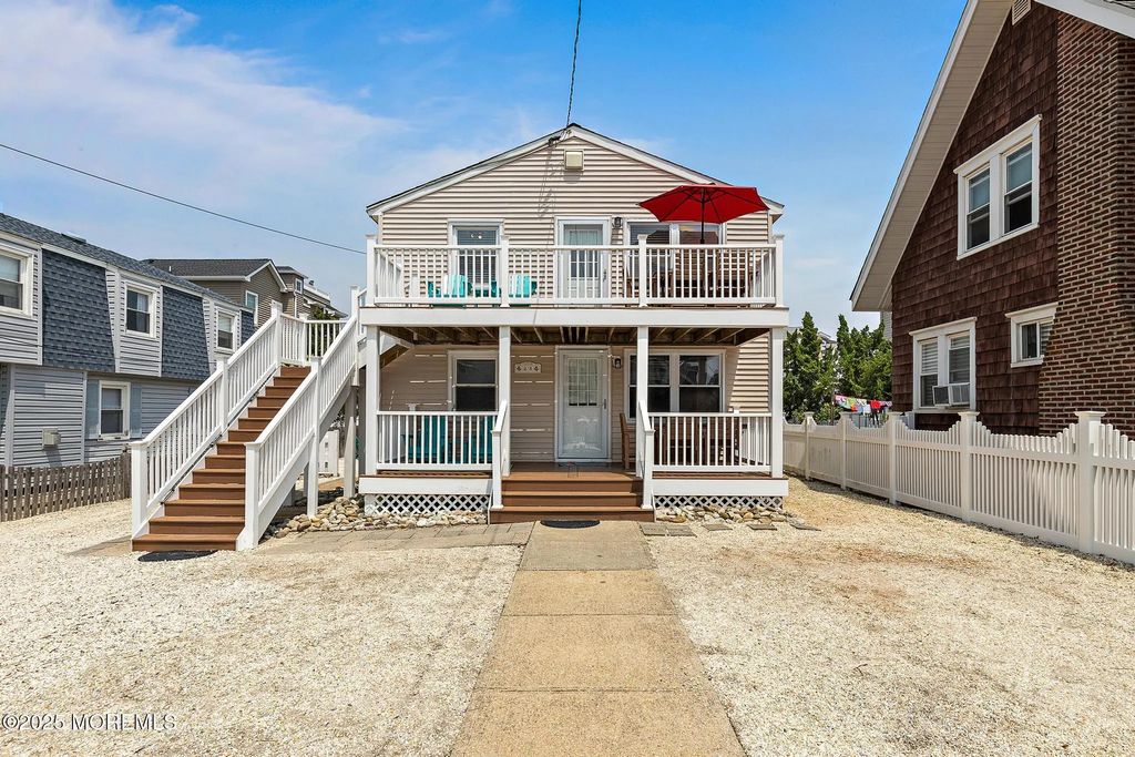 25 E 49th Street, Long Beach Twp