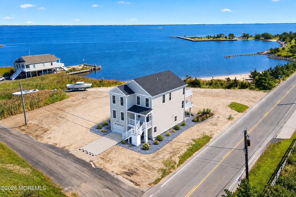 307 Ohanlon Avenue, Bayville