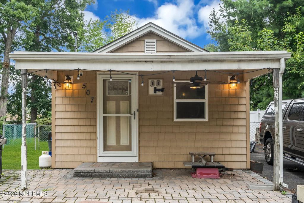 507 Buermann Avenue, Toms River