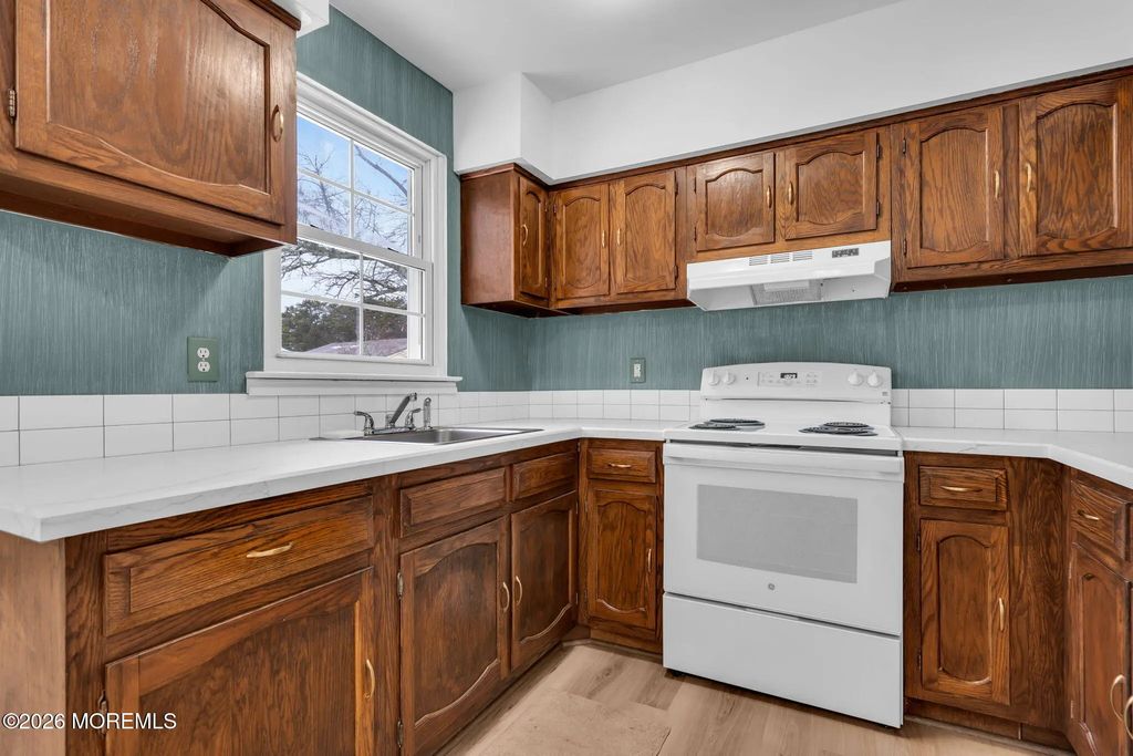 2b Deerfield Drive 52, Whiting