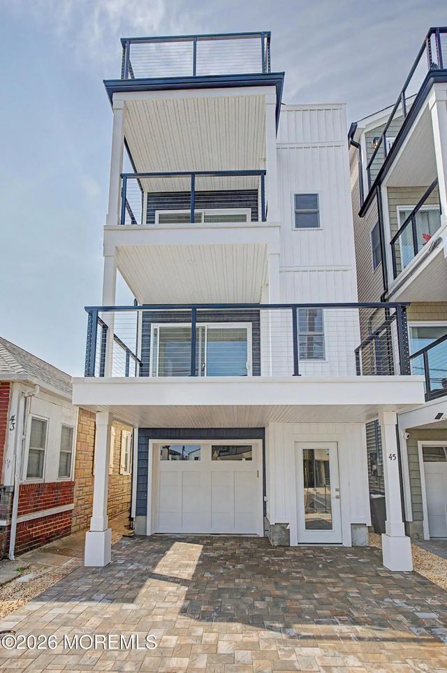 45 Lincoln Avenue Oceanside, Seaside Heights
