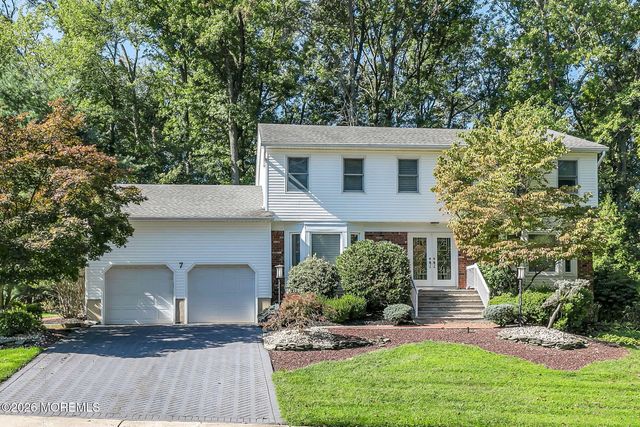 7 Monroe Drive, Marlboro