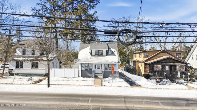 240 River Avenue, Lakewood