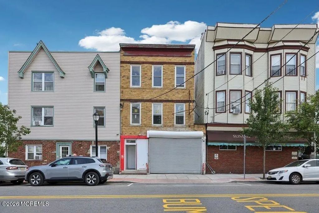3136 Summit Avenue, Union City