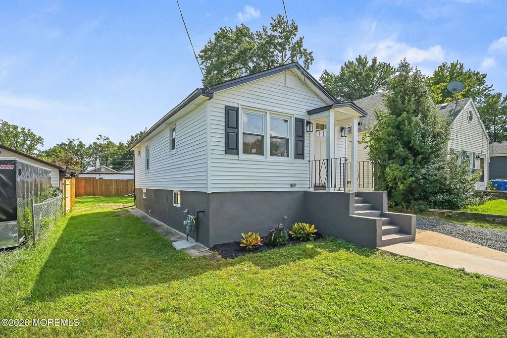 181 Hilltop Boulevard, Keyport