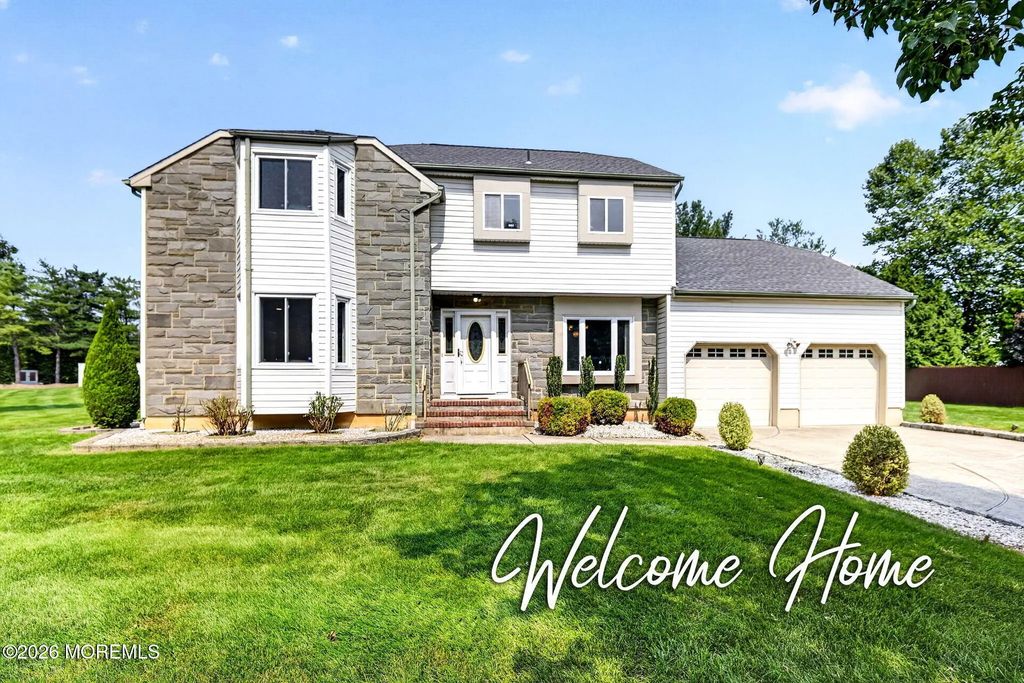 1 Cherry Creek Drive, Matawan