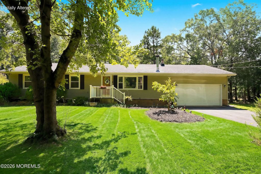 495 Cobain Road, Jackson