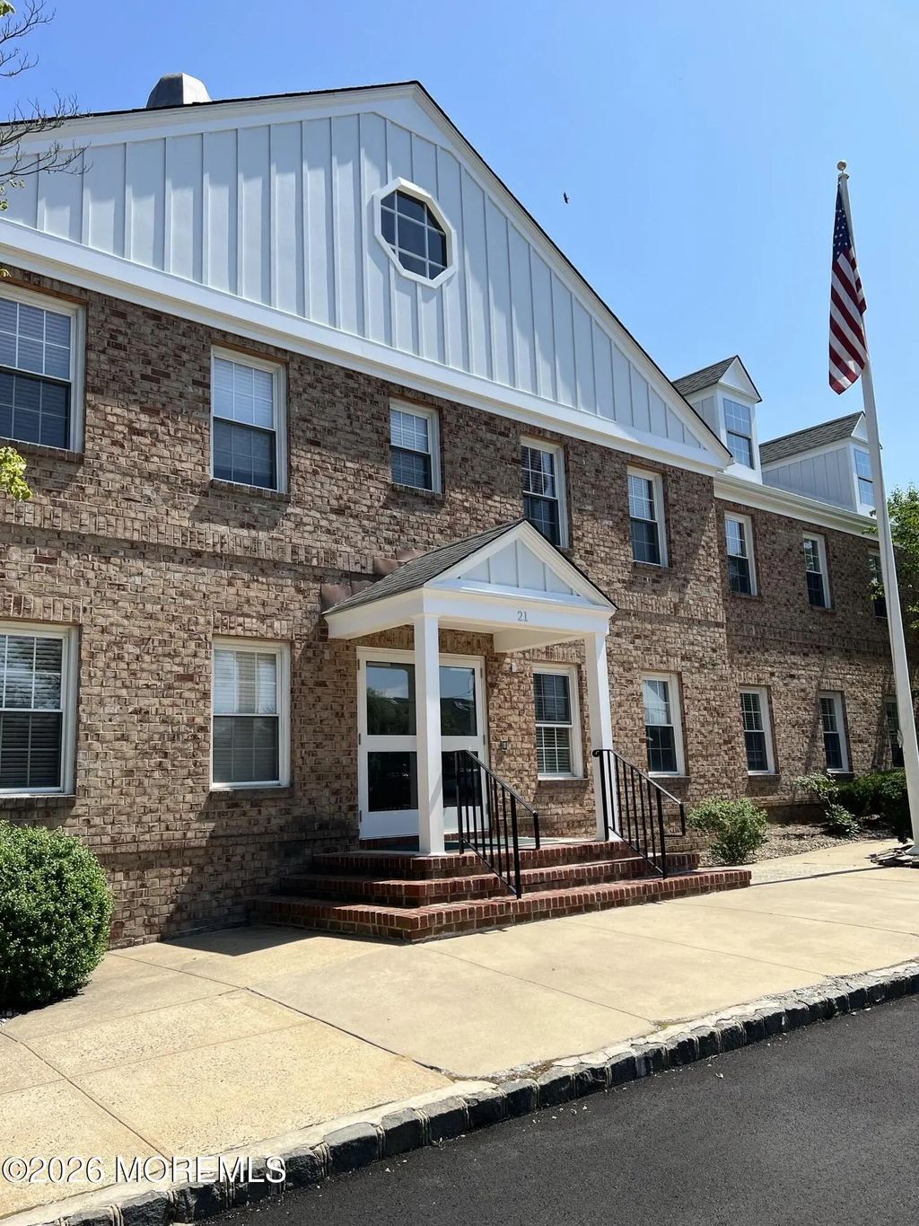 21 Cedar Avenue 102, Fair Haven
