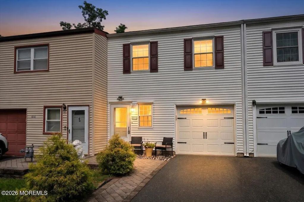 613 Randall Way, Aberdeen
