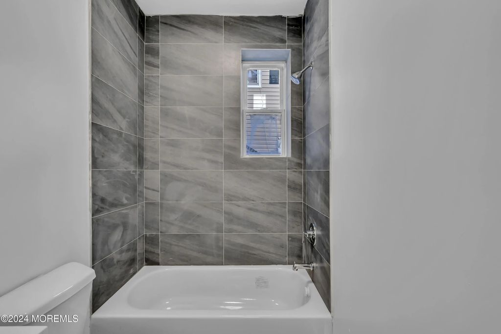 922 4th Avenue 2a, Asbury Park