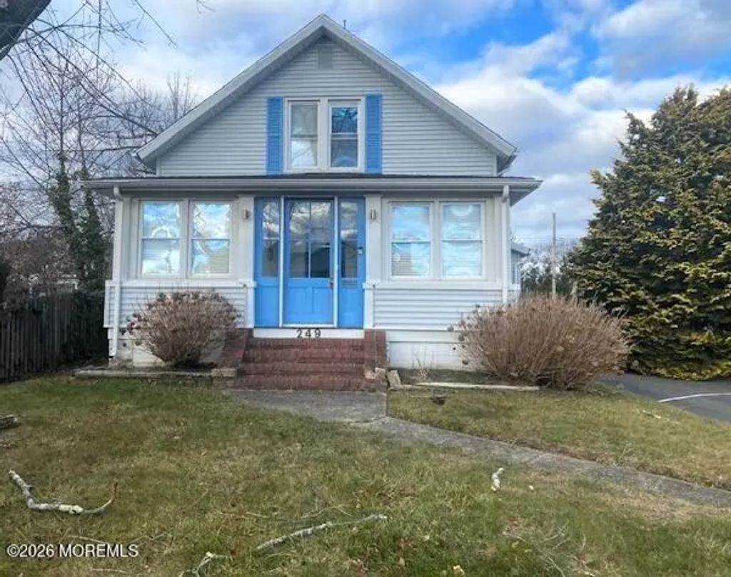 249 N Lincoln Avenue, Long Branch