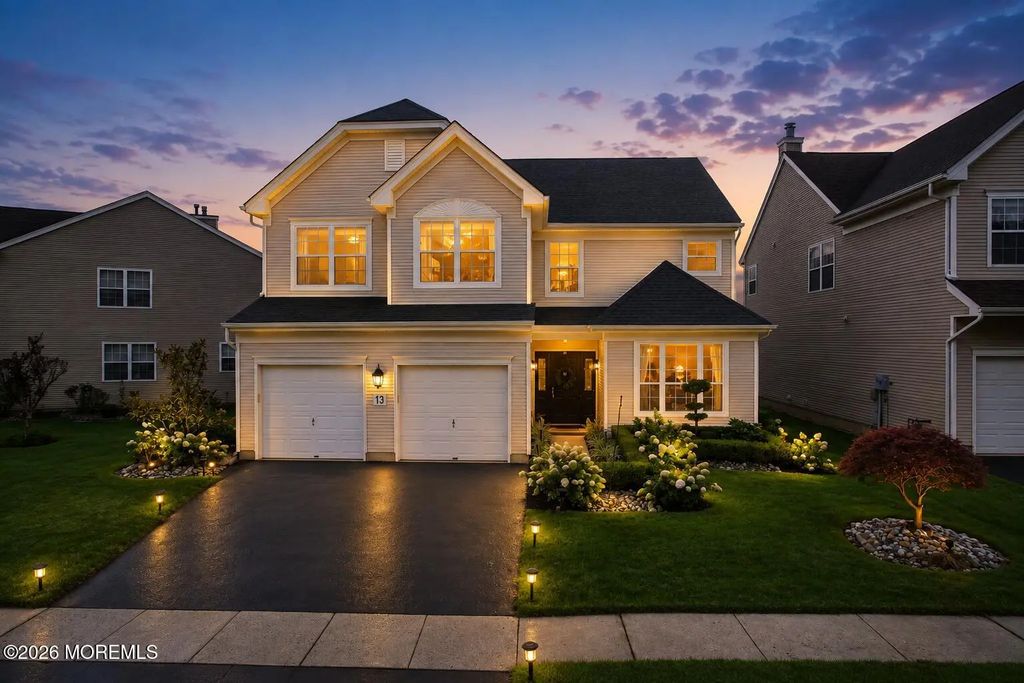13 Baltusrol Drive, Manalapan