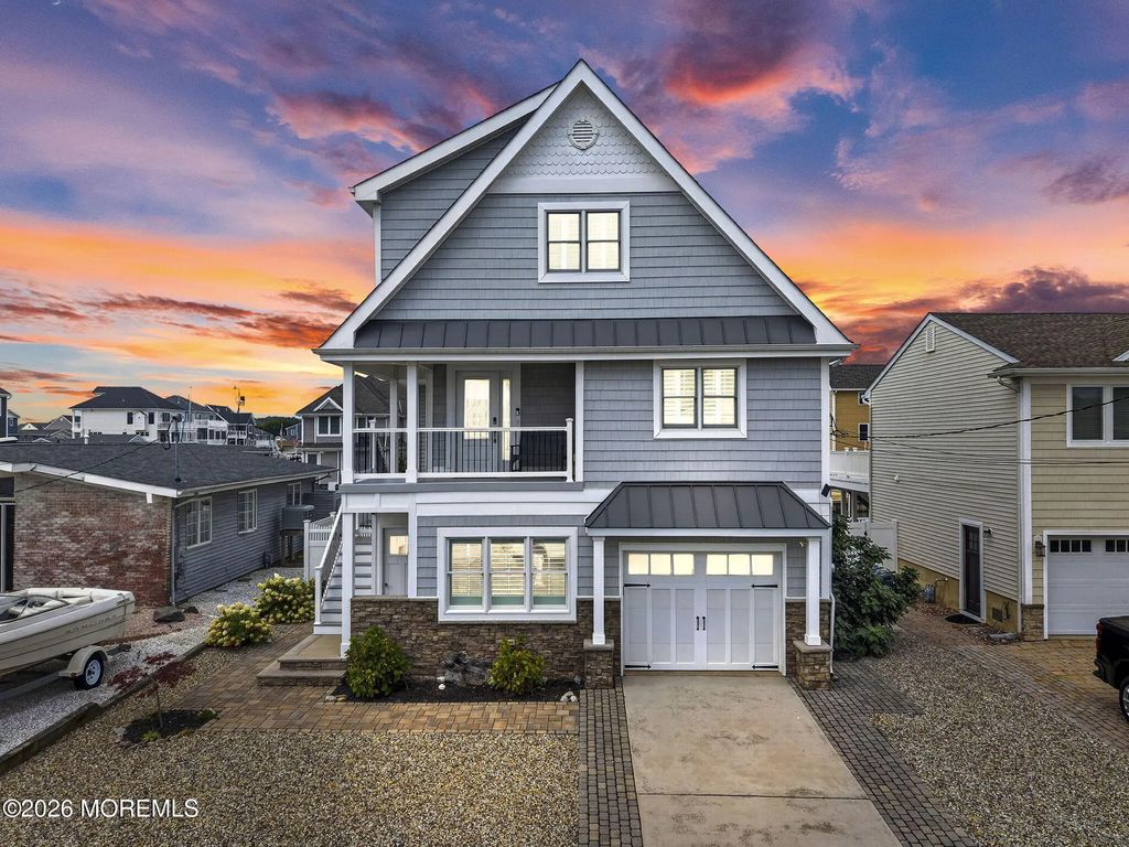 381 Aldo Drive, Toms River