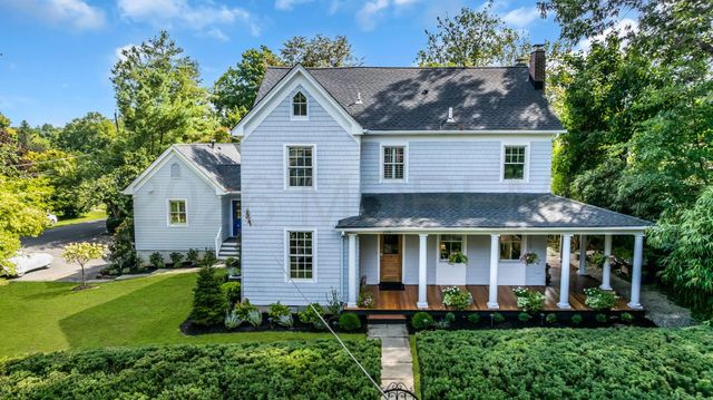 206 Monmouth Avenue, Atlantic Highlands