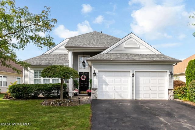 3 Gascony Circle, Manchester