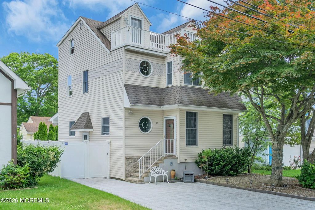 30 Gladney Avenue, Toms River