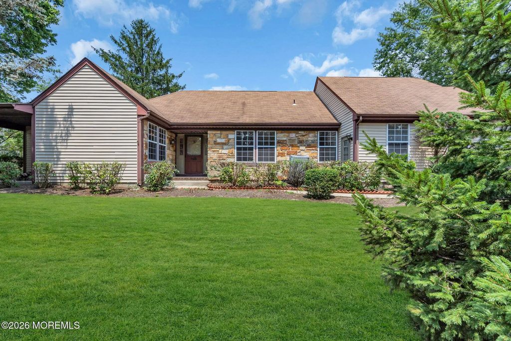 6 Rutherford Hayes Drive, Monroe