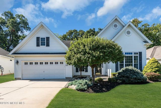 13 Northshire Court, Freehold