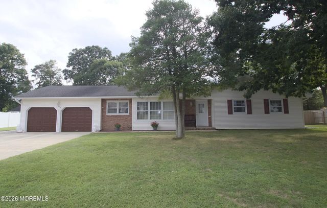 743 Millbrook Road, Brick