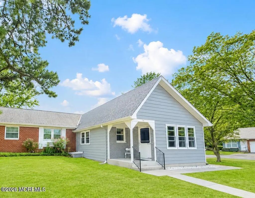 1b Hale Lane, Whiting