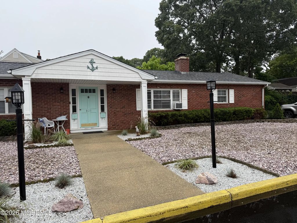 821 Burnt Tavern Road 8, Point Pleasant
