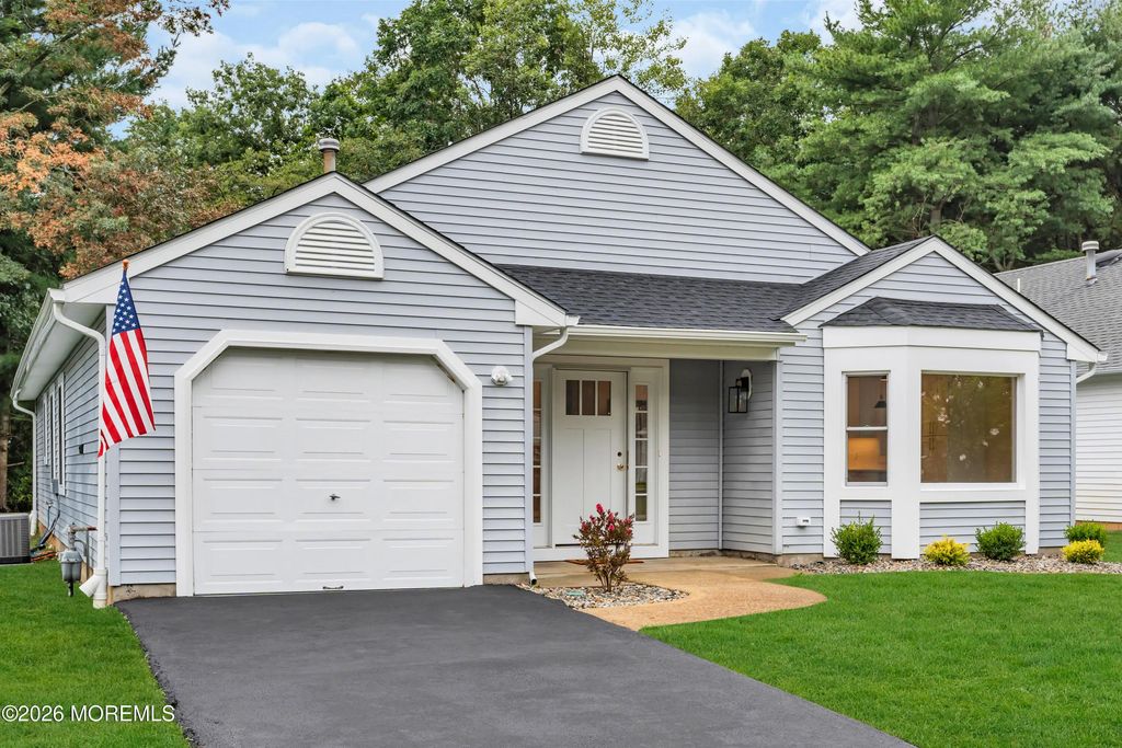 23 Chipmunk Drive, Brick